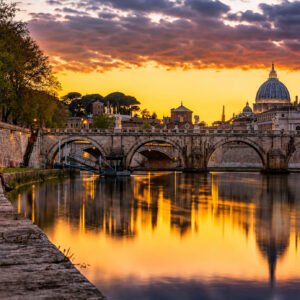 Explore St. Peter's & Dome - Walking Tour