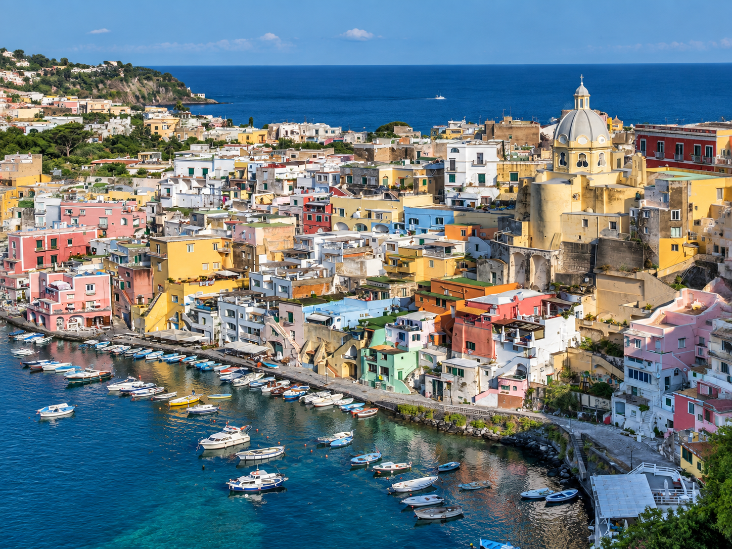 Boat tour with lunch on board to discover Procida - Imagem 2