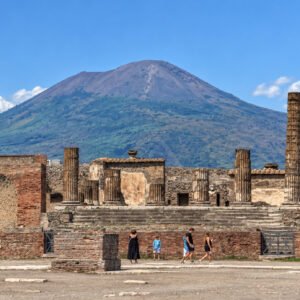 Exploring Vesuvius & Pompeii: A Journey Through Time