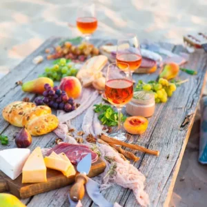 Neapolitan Vibes: Sunset, Picnic, and Dinner on Board